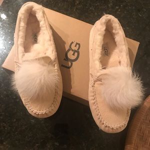 New Blush Ugg Slippers